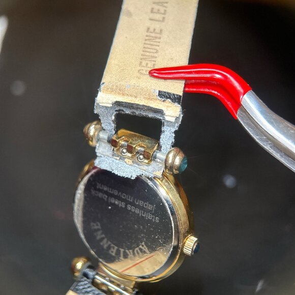 Adrienne Watch - Strap Damaged - Picture 5 of 5